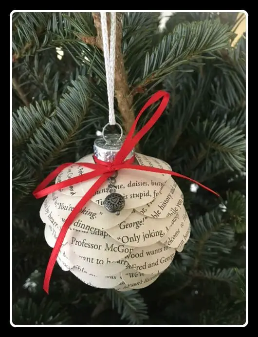 Harry Potter Christmas ornament made from scallops copied from a Harry Potter book.